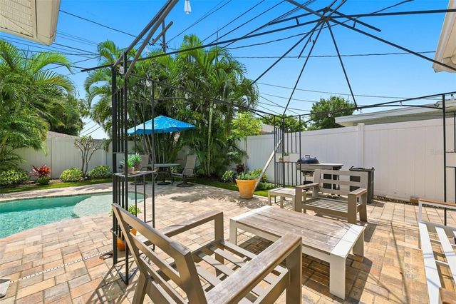 8919 109TH LANE, Seminole, FL 33772