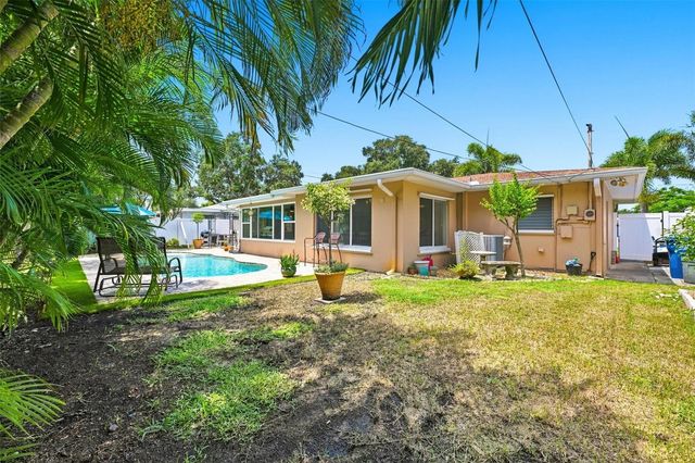 8919 109TH LANE, Seminole, FL 33772