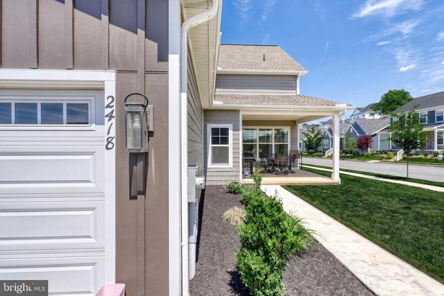 2418 HAWTHORNE DR, Harrisburg, PA 17110