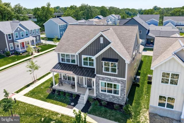 2418 HAWTHORNE DR, Harrisburg, PA 17110