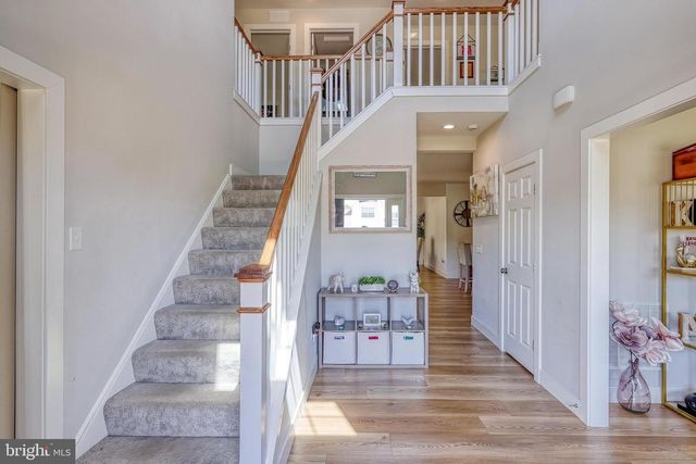 2418 HAWTHORNE DR, Harrisburg, PA 17110