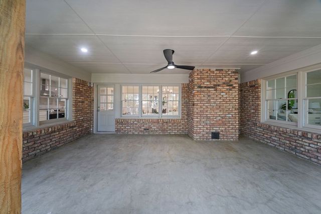 3721 Wosley Drive, Fort Worth, TX 76133