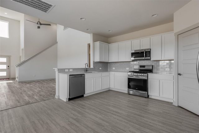 8340 Mimi LN, Austin, TX 78724