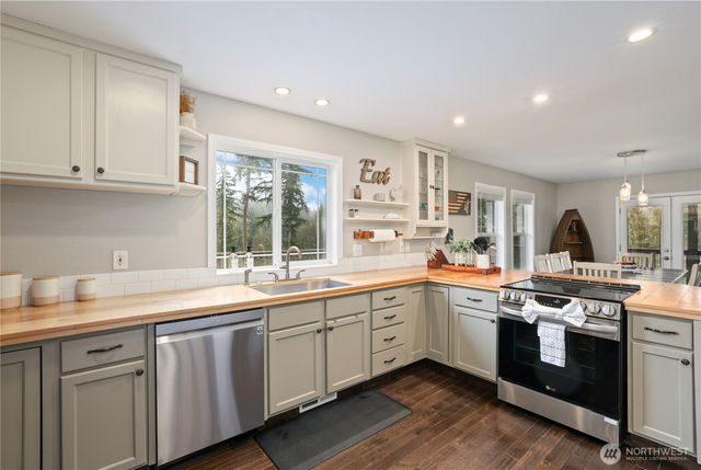 2925 Nature Lane SE, Tenino, WA 98589