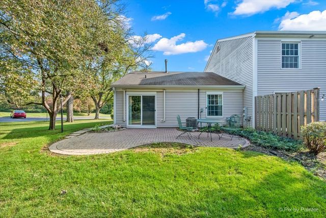 20 Red Oak Trail, Cary, IL 60013