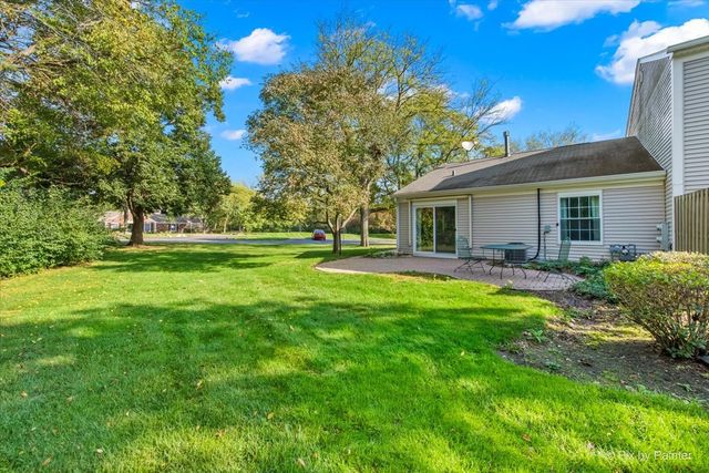 20 Red Oak Trail, Cary, IL 60013