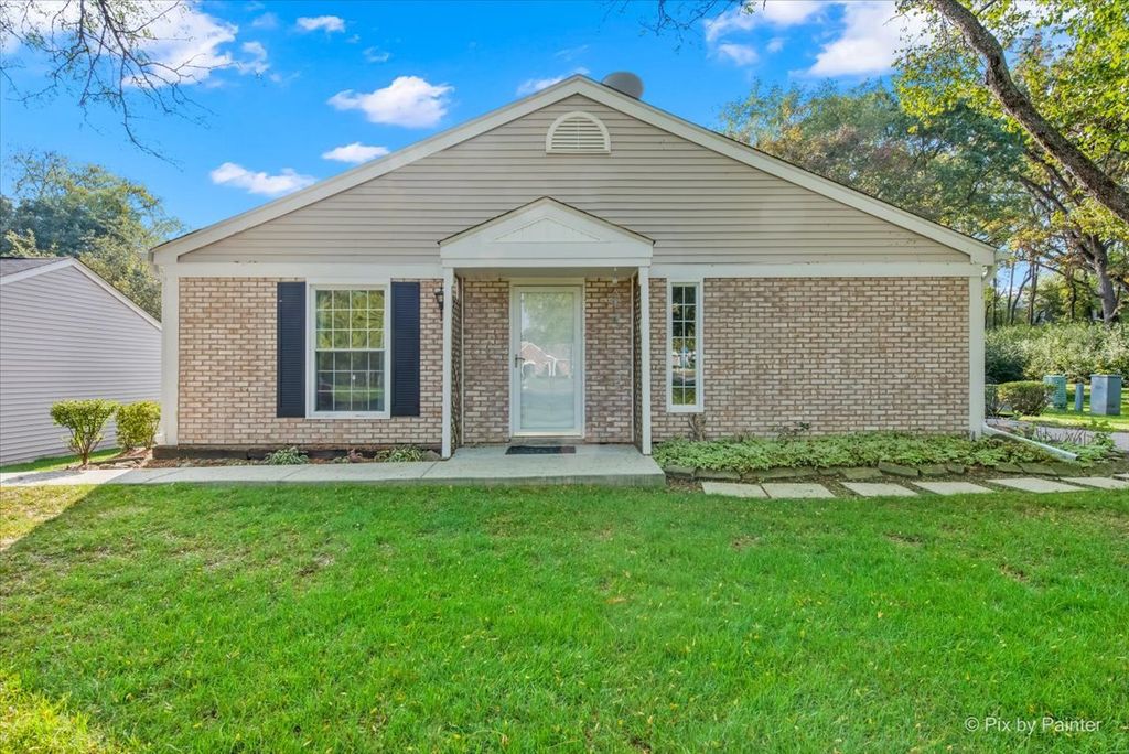 20 Red Oak Trail, Cary, IL 60013