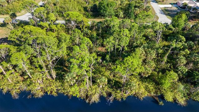 425 CHESHIRE STREET, Port Charlotte, FL 33953