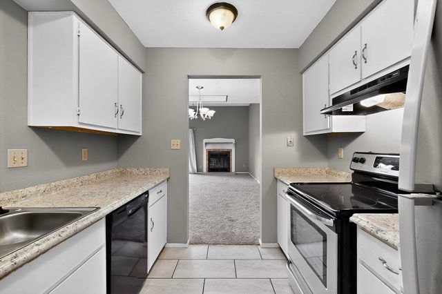 704 STALLION Road SE, Rio Rancho, NM 87124