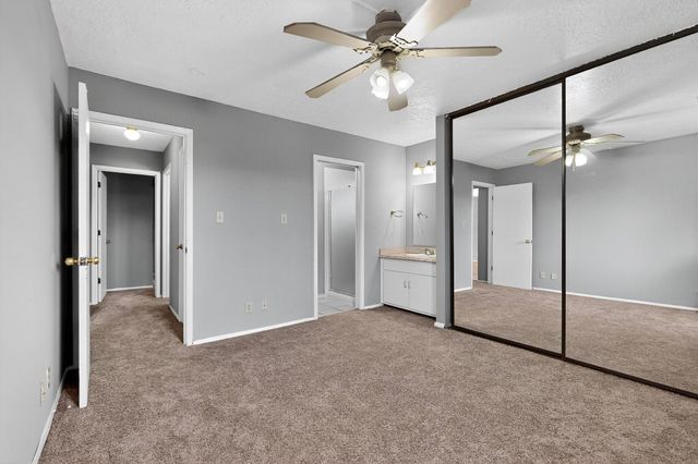 704 STALLION Road SE, Rio Rancho, NM 87124