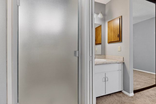 704 STALLION Road SE, Rio Rancho, NM 87124