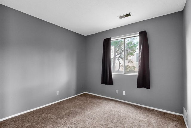704 STALLION Road SE, Rio Rancho, NM 87124