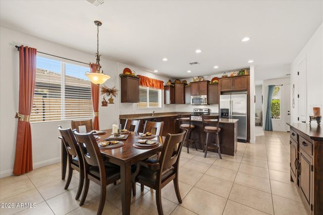 35634 N VIDLAK Drive, San Tan Valley, AZ 85143
