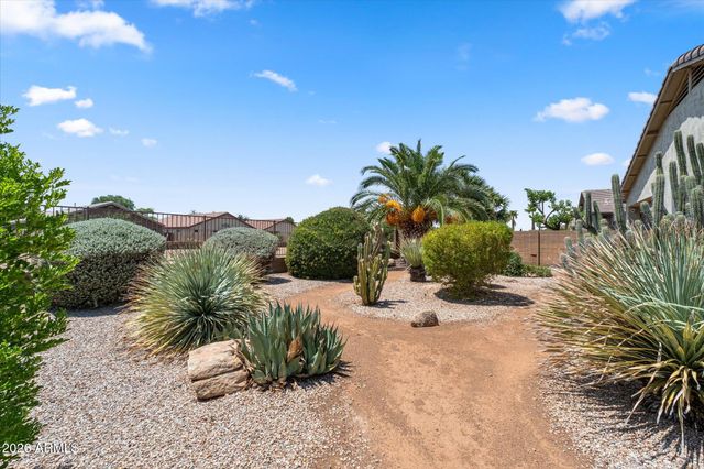 35634 N VIDLAK Drive, San Tan Valley, AZ 85143