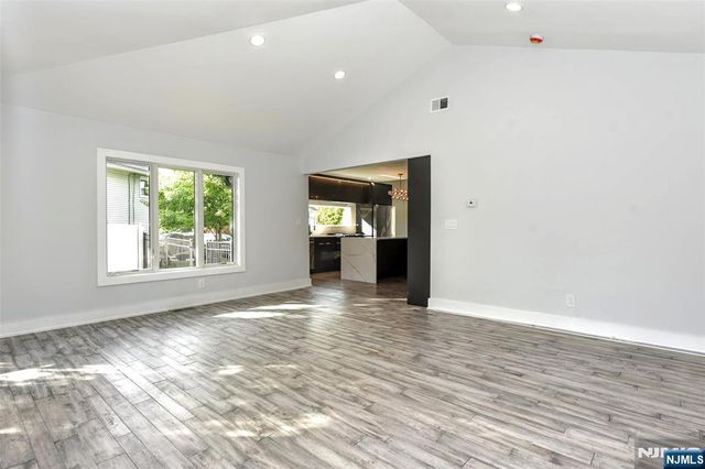38-28 Brookside Avenue, Fair Lawn, NJ 07410