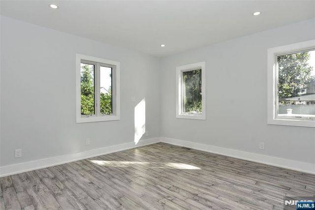 38-28 Brookside Avenue, Fair Lawn, NJ 07410