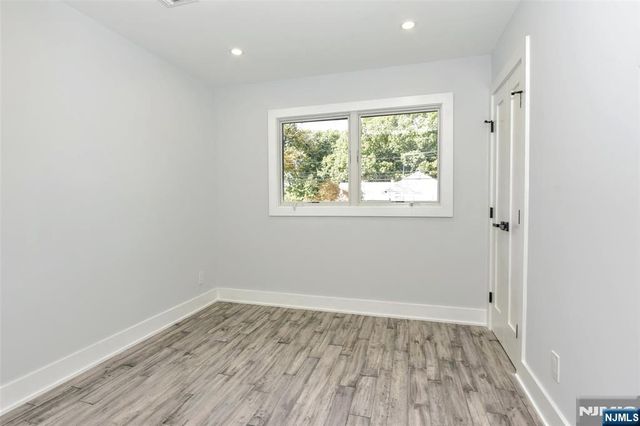 38-28 Brookside Avenue, Fair Lawn, NJ 07410