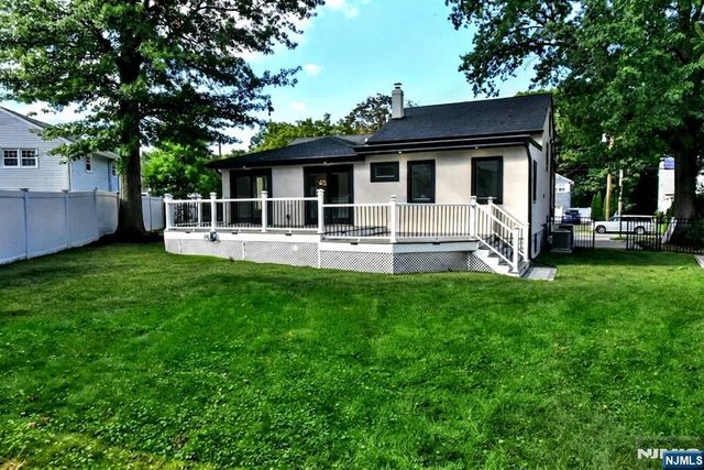 38-28 Brookside Avenue, Fair Lawn, NJ 07410