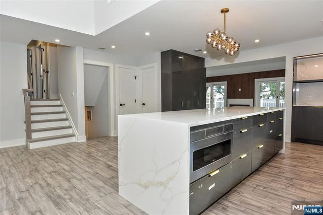 38-28 Brookside Avenue, Fair Lawn, NJ 07410