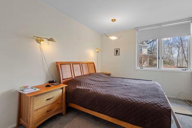 241 Perkins St D405, Boston, MA 02130