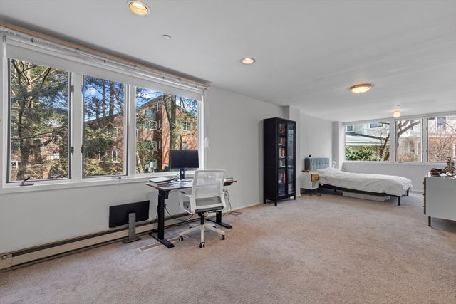 241 Perkins St D405, Boston, MA 02130