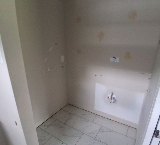 1904 Wesley Street, Greenville, TX 75401