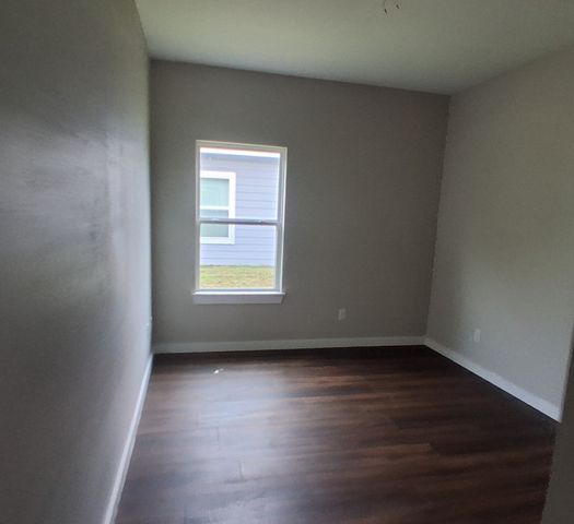 1904 Wesley Street, Greenville, TX 75401