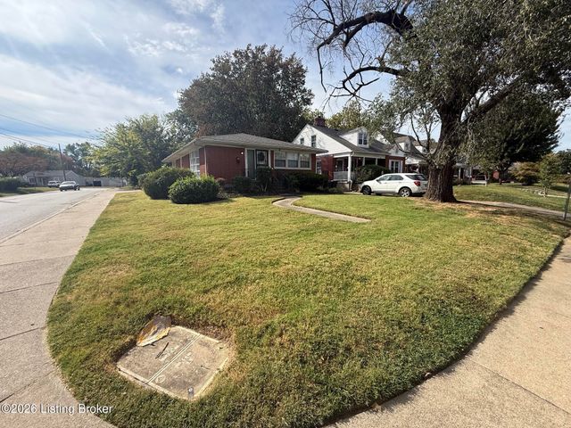 2444 Bradley Ave, Louisville, KY 40217