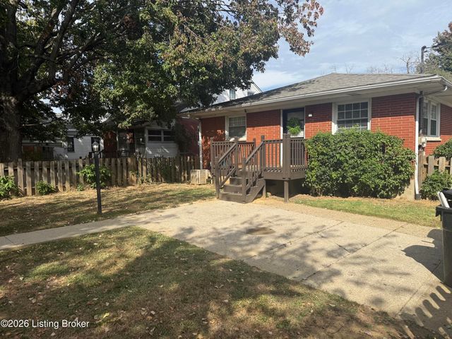 2444 Bradley Ave, Louisville, KY 40217