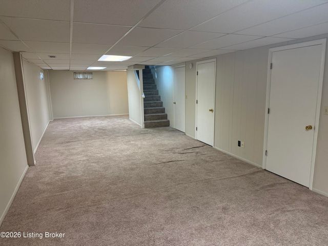 2444 Bradley Ave, Louisville, KY 40217