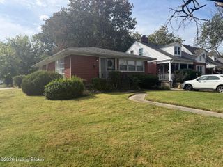 2444 Bradley Ave, Louisville, KY 40217