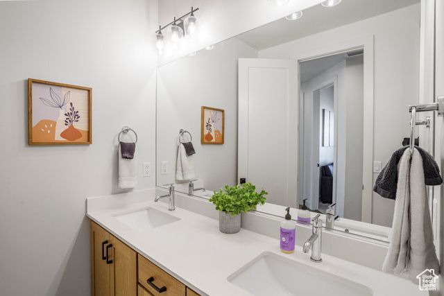 5786 S AMBER RIDGE DR, St. George, UT 84790