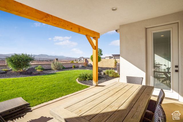 5786 S AMBER RIDGE DR, St. George, UT 84790