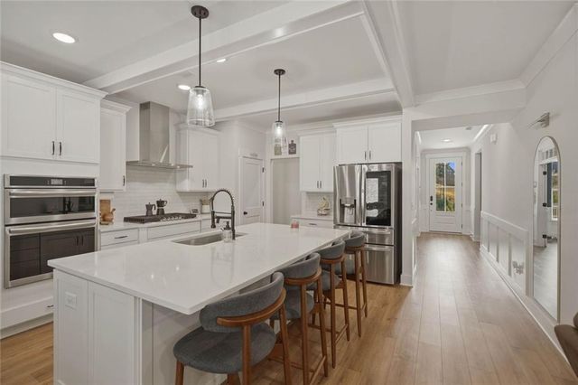 6984 Manchester Drive, Flowery Branch, GA 30542