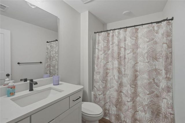 6984 Manchester Drive, Flowery Branch, GA 30542