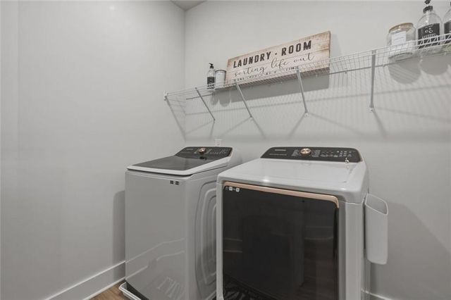 6984 Manchester Drive, Flowery Branch, GA 30542