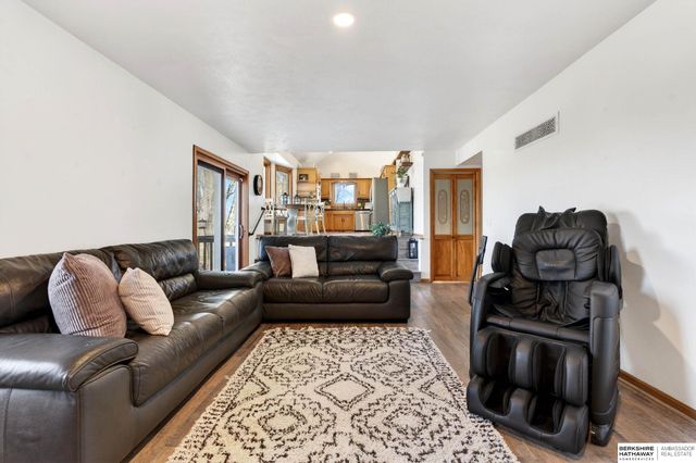 14506 Hackberry Lane, Plattsmouth, NE 68048