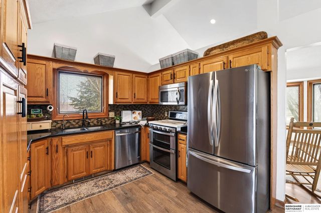 14506 Hackberry Lane, Plattsmouth, NE 68048