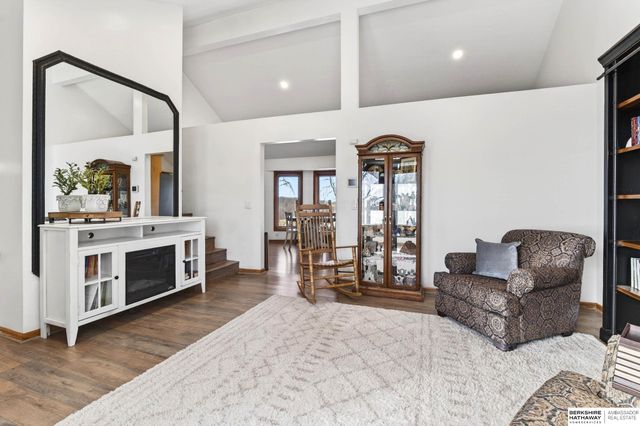 14506 Hackberry Lane, Plattsmouth, NE 68048