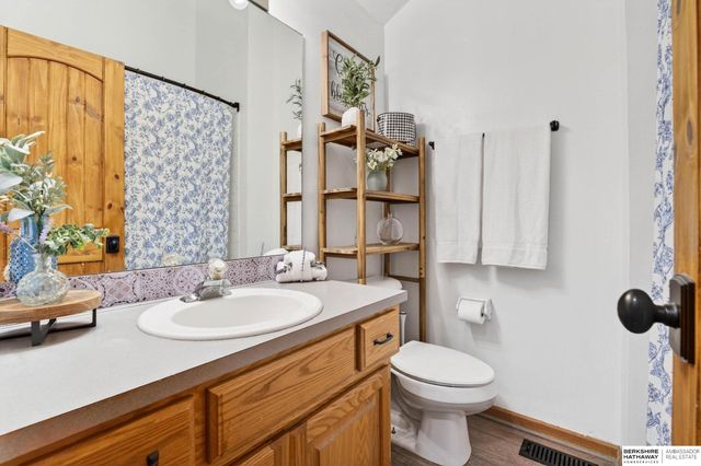 14506 Hackberry Lane, Plattsmouth, NE 68048