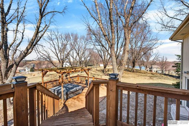 14506 Hackberry Lane, Plattsmouth, NE 68048