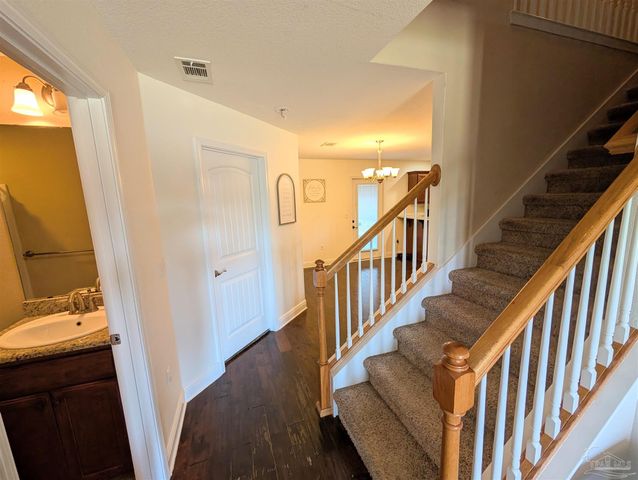 3020 Enclave Ct, Gulf Breeze, FL 32563