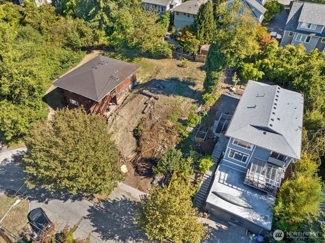 3820 23rd Avenue SW, Seattle, WA 98106