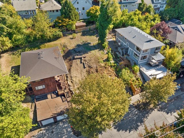 3820 23rd Avenue SW, Seattle, WA 98106
