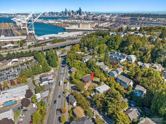 3820 23rd Avenue SW, Seattle, WA 98106