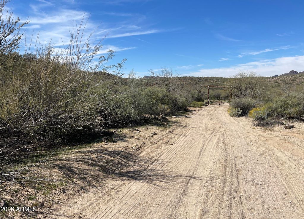 41XX5 N 276th Avenue 5, Morristown, AZ 85342 — exterior