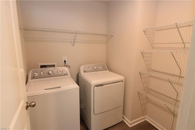 128 Bearing WAY, Portsmouth, VA 23702