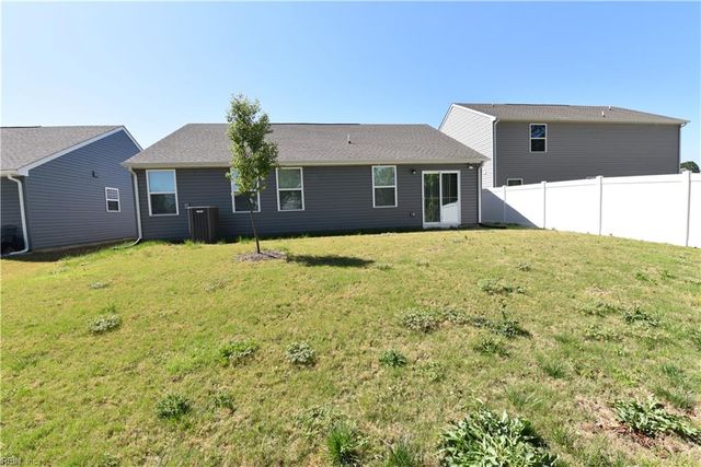 128 Bearing WAY, Portsmouth, VA 23702