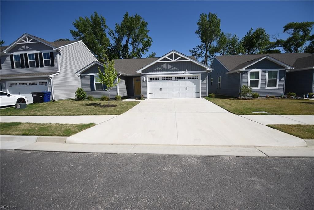 128 Bearing WAY, Portsmouth, VA 23702
