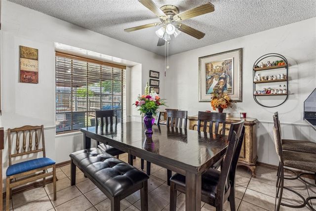 2905 Woodcreek Road, Oklahoma City, OK 73110